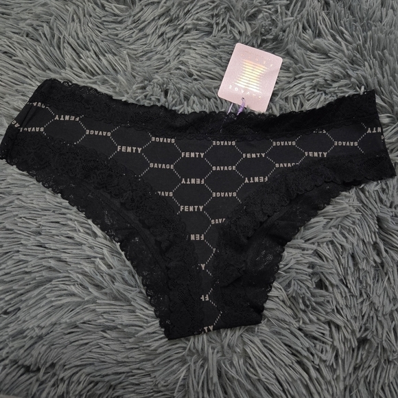 NWT SAVAGE X Fenty Underwear - Picture 1 of 2